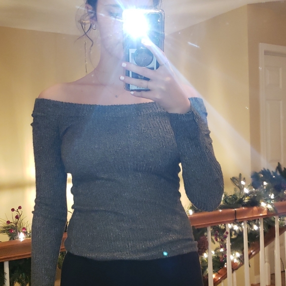 Off the Shoulder Sweater - Picture 1 of 1